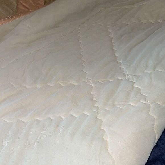 Vintage 1950’s 1960’s Pink Quilted King Size Comforter Blanket 109”X90” - Picture 6 of 12